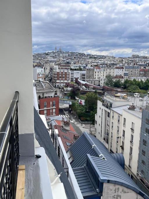 Paris Balcony Top Floor Room Bagian luar foto